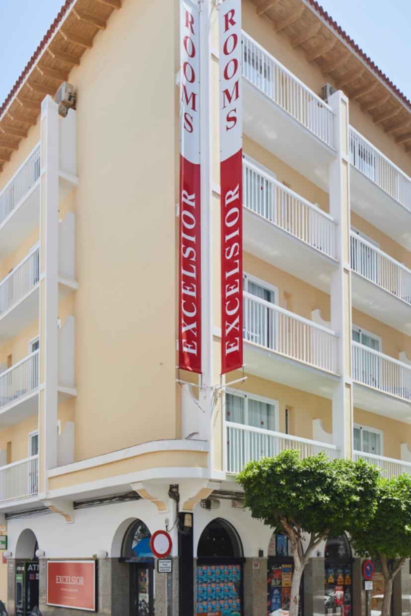 Excelsior Estudios & Apartamentos San Antonio  Buitenkant foto